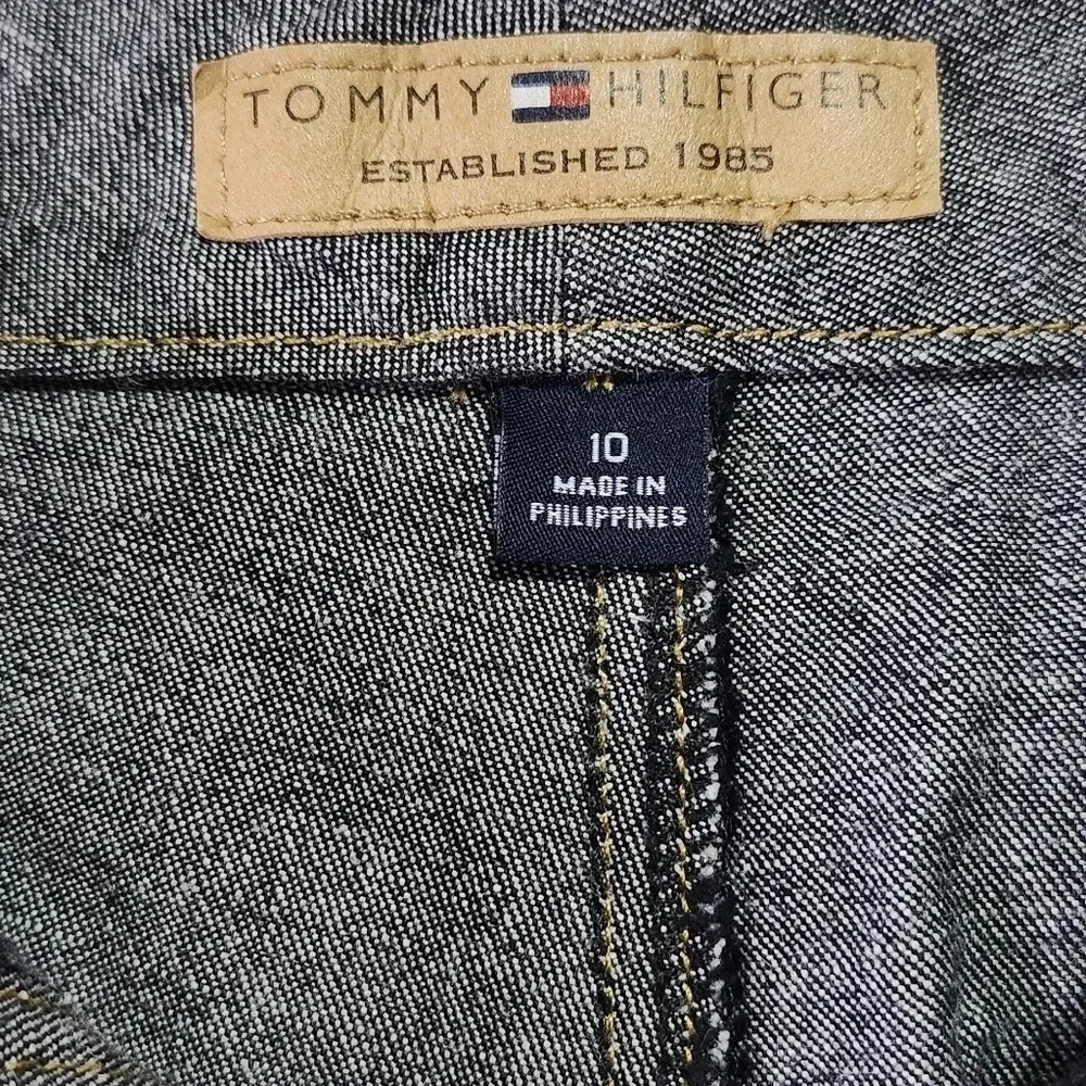 Tommy Hilfiger Dark Wash Flared Denim Pants | Size 10 | Retro Zip & Circle Pocke
